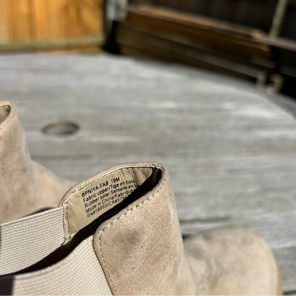 BP Niya Lug Sole Chelsea Boot in‎ tan sand size 10